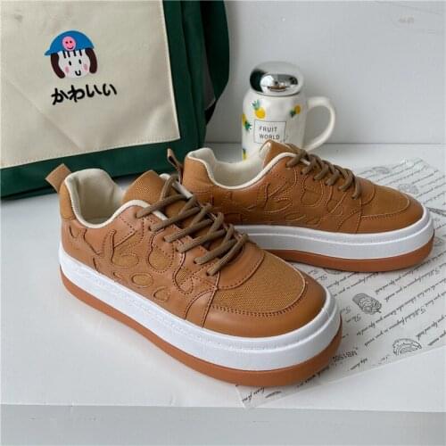 Womens Sports Shoes 2021 New Autumn Classic Woman Leisure Sports Shoes Fashion Comfortable Light Graceful Non-Slip Woman Shoes