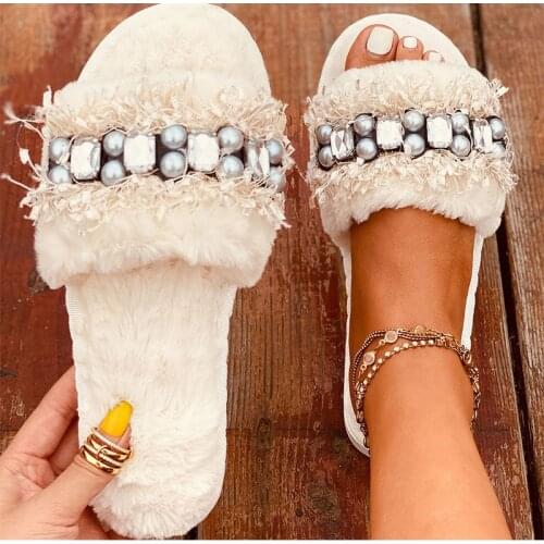 Womens Fur Crystal Slippers 2020 Bling Ladies Slides Women Pearl Comfortable Flats Female New Woman Shoes Short Plush Plus Size