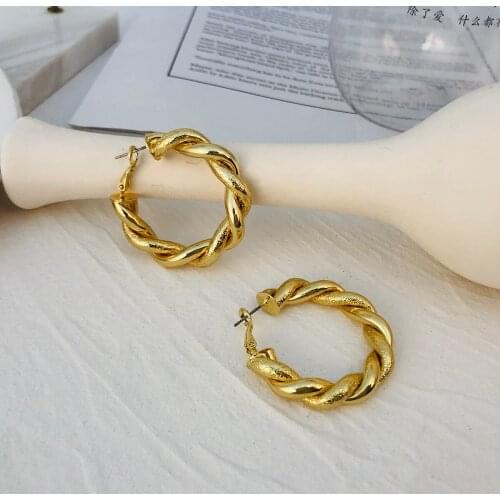 AMORCOME Gold Thick Twisted Hoop Earrings Minimalist Huggie Brass Earrings Hoops Gifts for Women Statement Jewelry Brincos