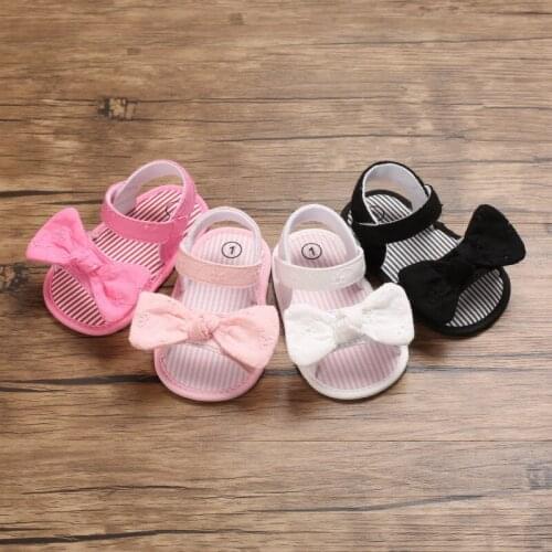 Summer 0-1 Year Old Girl Princess Shoes Breathable Hollow Soft Rubber Sandals Butterfly-knot Prewalker for Newborn
