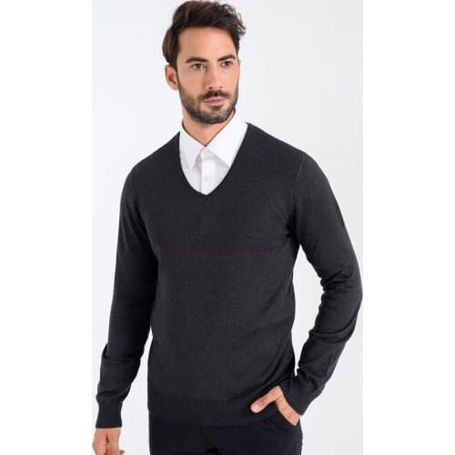 Heyss V Collar Male Knitwear Sweater