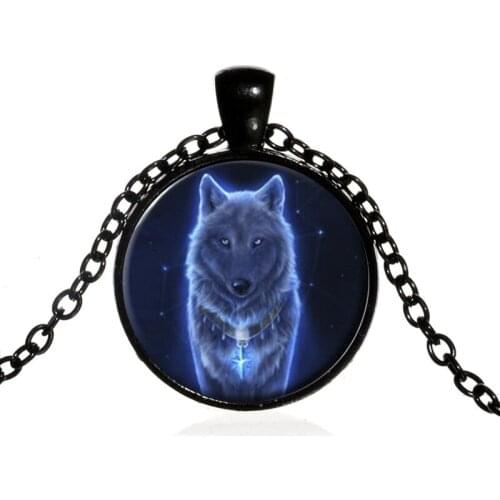 Classic Simple Blue Lone Wolf Portrait Totem Round Glass Pendent Necklace for Women Men Girls Kid Collar Jewelry Gift 2021 Trend