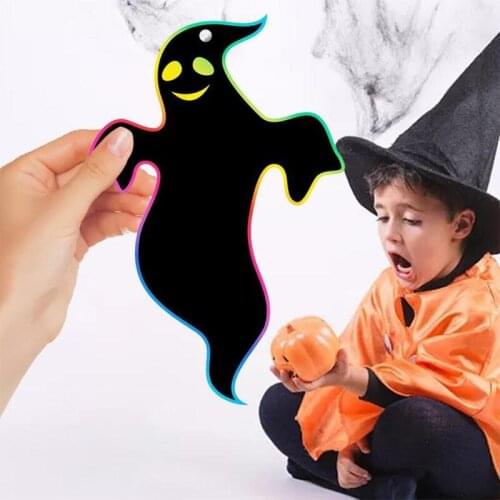 B36E Painting Kit Scratching Paper Rainbow Color Scratch Picture Board Art Crafts DIY Customized Drawing Kit for Halloween