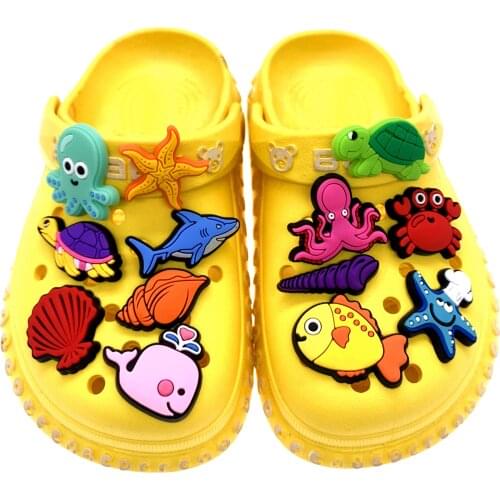 Hot Selling 10PCS/Set Mix Animal Fish Shoes Decoration Underwater World Cartoom Shoes Charms Crab Shark Croc Accessories