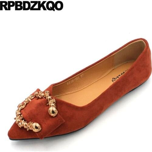 Slip on latest ladies pointed toe metal large size beautiful flats shoes korean designer suede maternity women chinese china
