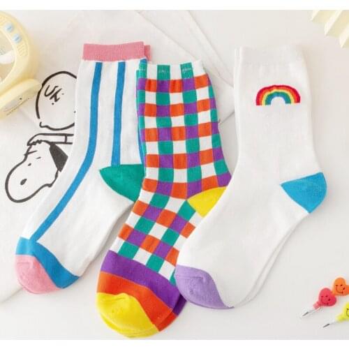 Autumn Winter Japanese Harajuku Woman Socks Popsocket Cotton with Stripe Rainbow Funny Socks Women Kawaii Girls White Sock Short