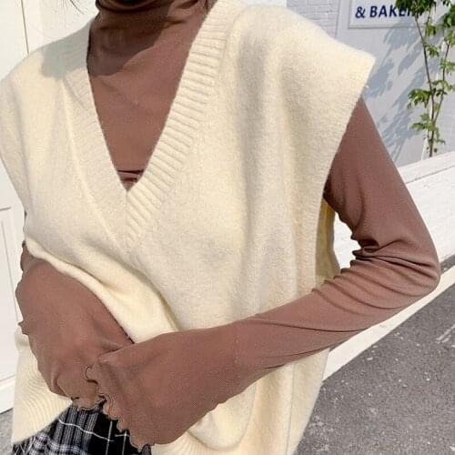 Autumn Winter 2021 New V-neck Knitted Pullover Sweater Vest Women Korean Loose Sleeveless Jumper Vest Women Sweaters Tops 16773