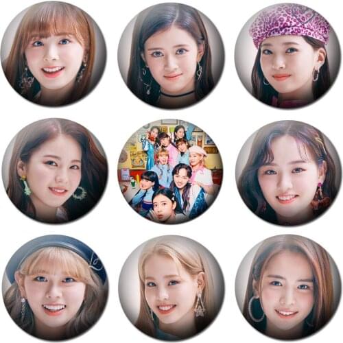 KPOP NiziU Rio Rima Miihi Ayaka Mako Maya Mayuka Riku New Album Badge With U Brooch Nizi lapel pin Wholesale new badge pins