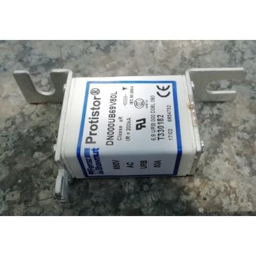 Fuses: DN000UB69V80L 6,9 URB 000 D08L/080 T330182 / DN000UB69V100L V330183 / DN000UB69V125L W330184 / DN000UB69V160L X330185