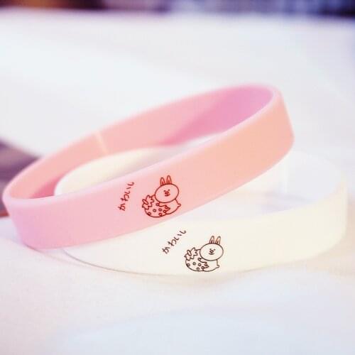 2pcs Cute Rabbit Hug Strawberry Silicone Bracelet Fruit Animal Sweet Girls Friendship Wrist Bracelet Jewelry