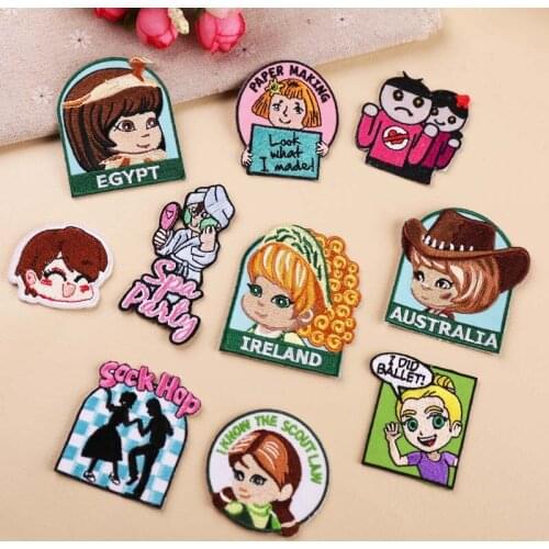 10pcs/lot Round Anime Embroidery Patches Letters Funny Boy Girl Clothing Accessories Heat Transfer Badge Iron Clothes