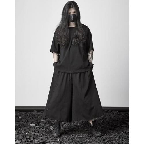 Dark mens culottes, Japanese trendy mens personality, loose wide-legged trousers, eight-point