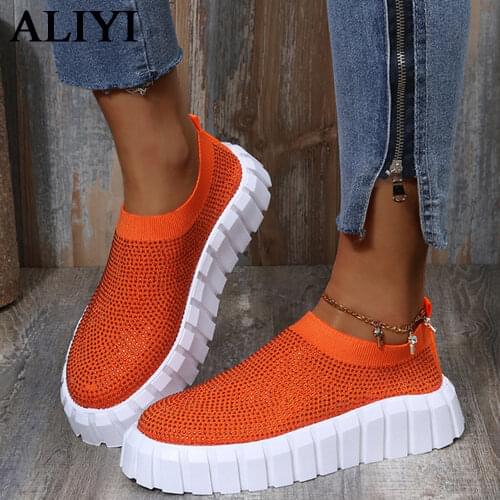 Women Flat Slippers 2021 Summer New Solid Chain Comfortable Ladies Casual Sandals 36-42 Big Size Female Home Beach Slides