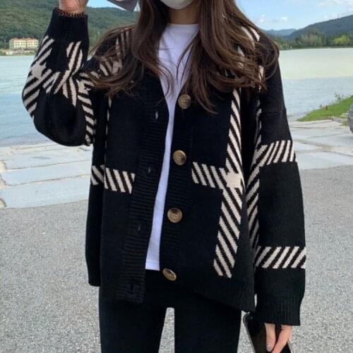 Thick Oversized Cardigan 2020 Autumn Winter Loose Warm Sweater Coat Women V-neck Single Breasted Vintage Plaid Cardigan Jacket