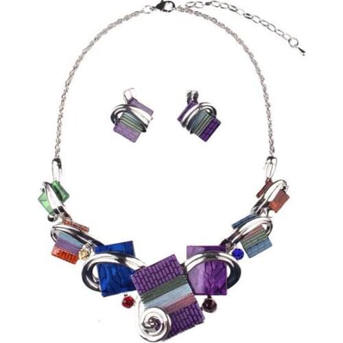 Europe United States Crystal Necklace girl clavicle exaggerated luxury Korean version of fashion ornaments Retro Europe type 4