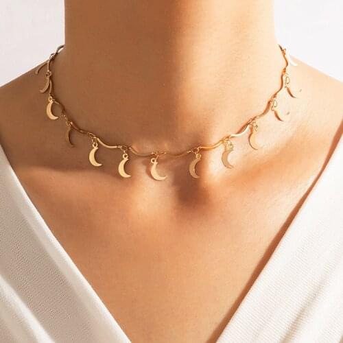 HuangTang Vintage Moon Tassel Choker Necklace for Women Girls Gold Color Alloy Metal Clavicle Chain Weddings Jewelry 17789