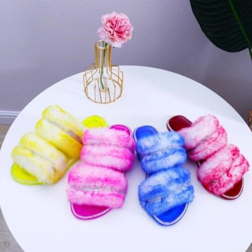 Womens Summer Fake Fox Fur Slides Cute Bling Rhinestone Plush Sandals Ladies Fuzzy Flip Flops Girls Faux Fur Slippers Home Shoe
