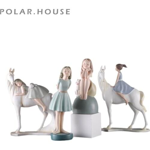 Polarhouse Creative Lovely Girl Figure Nodic Riding Girls Statues Resin Horse Home Decoration Wedding Brithday Gifts