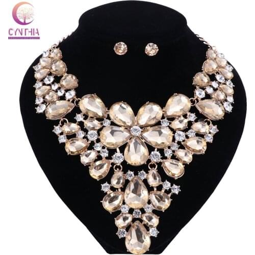 New Hot gold Ultra-luxury Bohemia Exaggerated Crystal Necklaces & Pendants Crystal Flower Statement Necklace earings For Women
