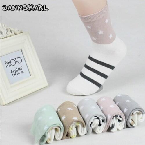 New Winter Women Socks Stars Pattern Cotton Socks For Girl Autumn Kawaii Long Sock Casual Cute Woman Hosiery calcetines meias