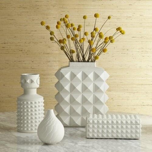 Nordic Style White Geometric Ceramic Vases Simple Modern Home Model Room Living Room Flowers Ornaments Ornaments