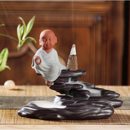Retro back flow incense burner, high mountains and flowing water, creative flow of smoke, incense burner, ceramic ornament