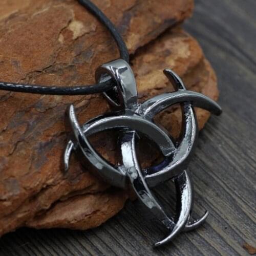 Viking Triple Horn Amulet Pendant Necklace Celtic Rune Talisman Totem Necklace for Men