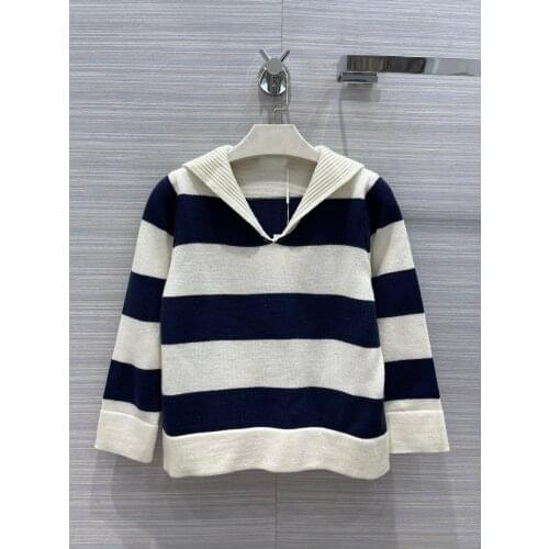 Early autumn series Navy Stripe sailor collar shawl 8 / 6 sleeve T-shirt super white wool blended yarn texture is very good