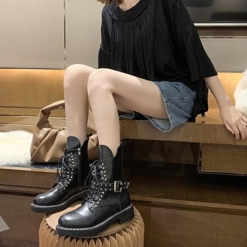 Spring and Autumn 2020 new versatile platform female boots fashion chunky Martin boots handsome motorcycle boots X609