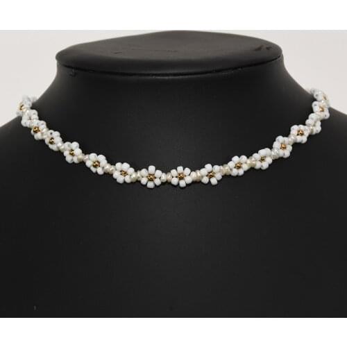 Bohemia Mini Beads Handmade Jewelry White Glass Beads N Real Pearl Choker Weaved Delicate Stainless Steel Necklace 2020