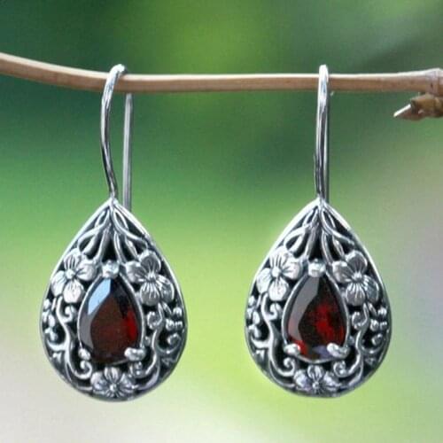 Vintage Water Droplets Pear Shape Dangle Earrings For Women Red Rhinestone Wedding Ethnic Red Stone Earrings Jewelry Gifts