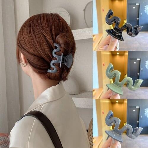 MueRaa Korean Style Wave Elegant Hair Claw For Women Girls Acrylic Hair Clip Hairpins Retro Hair Accessories Hairgrips Barrettes