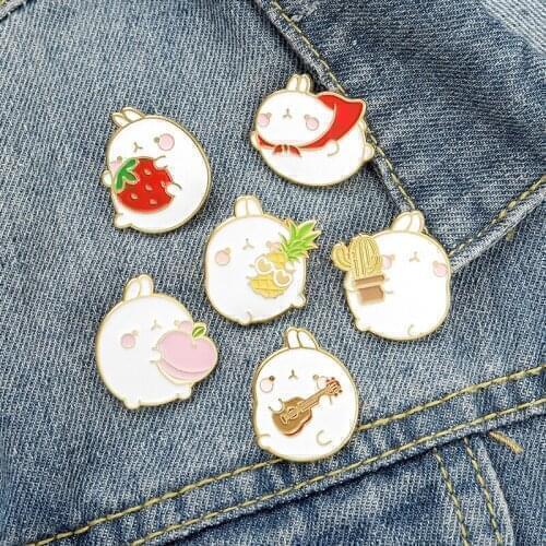 Chinese Style Creative Cartoon Pineapple Rabbit Cute Playing Guitar Rabbit Alloy Brooch Denim Fashion Accessories For Men Women