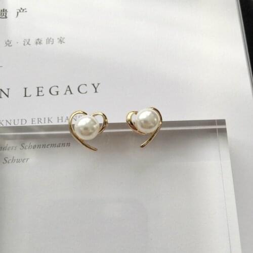 Korean Earrings Fashion Jewelry Peach Heart Love Stud Earrings Imitation Pearl Simple Smooth Earrings For Women Brincos 2018