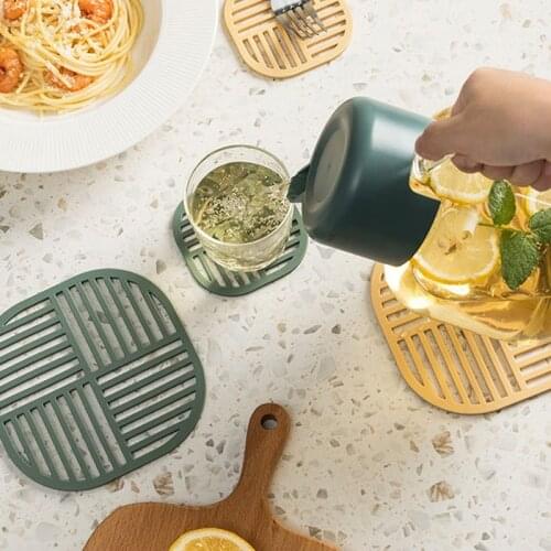 2021 Cups Coaster Hollow Insulation Household New Soft Silicone Coaster Non-Slip Anti-Scalding Tea Soup PlacematSup Coasters Mat