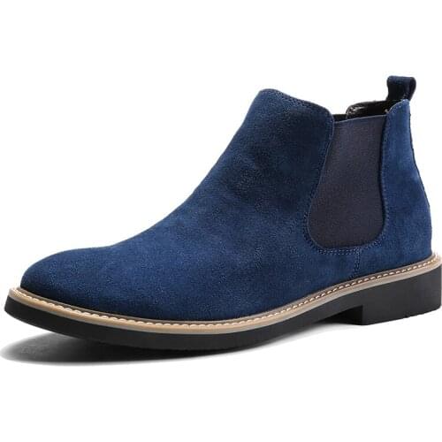 New Boots Chelsea Winter Warm Men Boots Leather Trend Hunting Trekking Camping Mountaineering Men Black High Top Casual Shoes