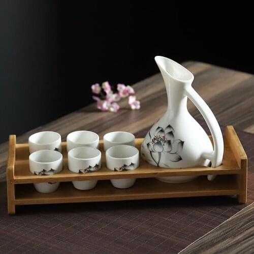 Retro Japanese Sake Set Ceramics Flagon Bottle Round Mini Flask Liquor Bottle Mini Decantador De Vino Hip Flasks BG50HF