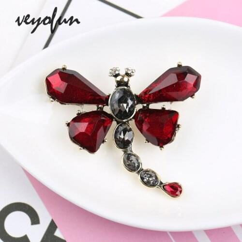 Veyofun Red Crystal Dragonfly Zinc Alloy Crystal Brooch pin for Women Fashion Jewelry Gift New Wholesale