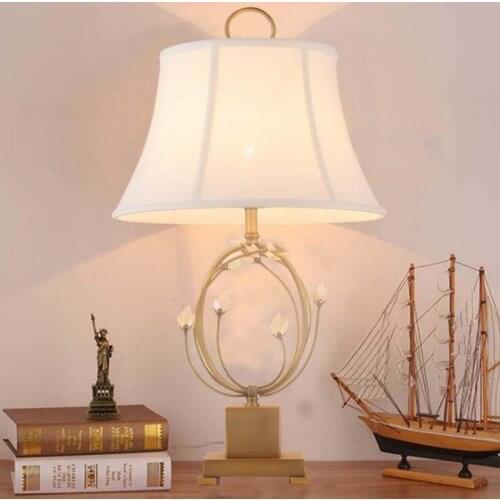 American retro wrought iron table lamp European luxury living room bedroom bedside lamp modern wedding room decoration