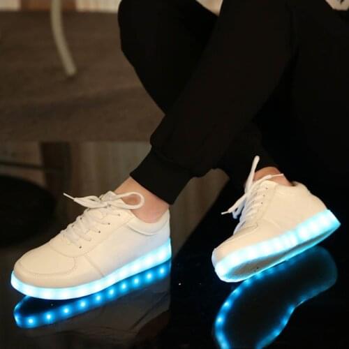 Nice New USB Chargering Led Shoes Adults Light Up Sneakers Men Women Glowing Party Lovers' Shoes Luminous Shoes White