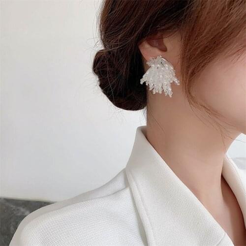 Korean 2021 New Crystal Simulated Pearl Fireworks Flower Stud Earrings For Women Fashion Jewelry Gift Oorbellen Brincos