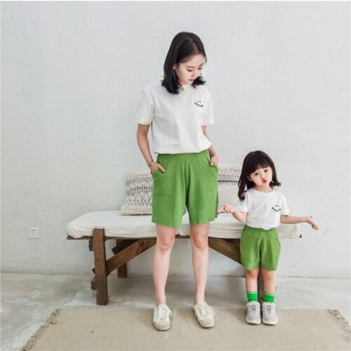 Family Matching Outfits Spring Summer Casual Smiley Print Short Sleeve T-shirts Mommy And Me Matching Outfits Shirt 2 3 4 5 6 Y