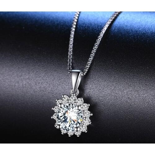 BOEYCJR 925 Silver Sun flower 0.6ct F color Moissanite VVS Elegant Wedding Pendant Necklace for Women Anniversary Gift