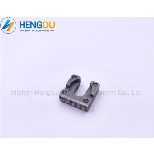10 Pieces Free Shipping Offset Printing Machine Parts CD102 SM102 Printer Gripper Pad C3.011.920