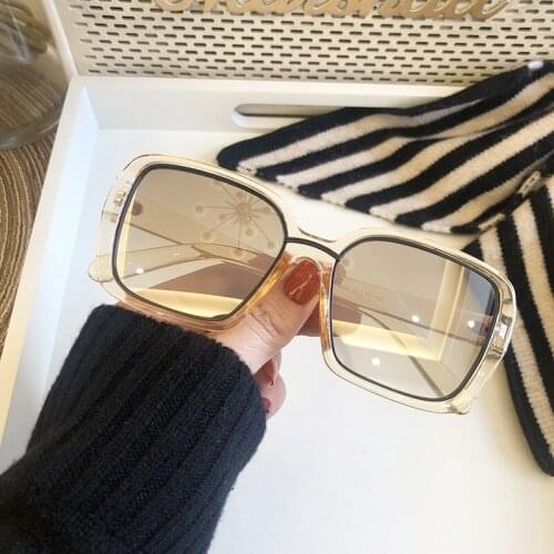 2021 Retro Black Sunglasses Womens personality Sunglasses net red street shooting square anti blue flat glasses mens fashion