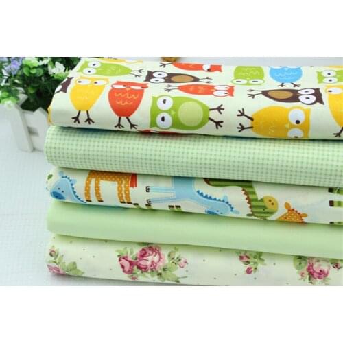 YY DIY Pretty 25x24cm Green Cartoon Owl Gariffe & Flower Printed Cotton Fabric Bundle