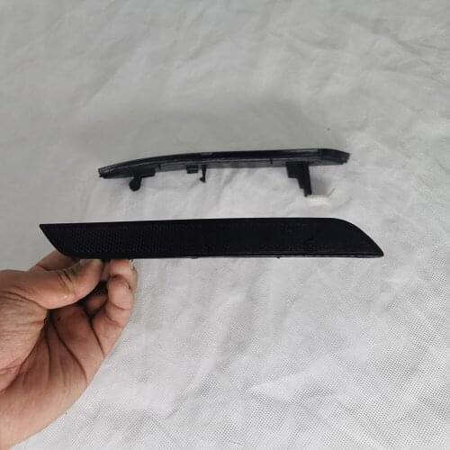 2pcs Side logo reflector Accessory For 2008-14 BMW E71 X6 2010-13 E70 X5M Marker Lamps Parts High Quality