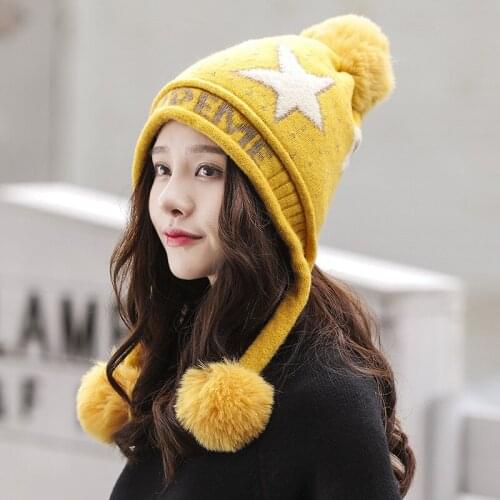 2020 Womens Hat Knitted Wool Warm Winter Beanie Thickened Windproof Cap Big Stars with Pompoms Designer Bonnets