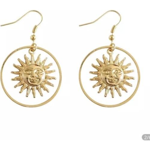 Sun Dangle Golden Earrings - Handmade - Sun Earrings, Gold Earrings, Celestial Earrings, Constellation Earrings, Astronomy, Sole