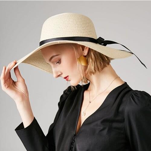 2020 new female straw hat summer big wide brim beach hatt outdoor beach hat Korean version of the wild sun hat Foldable anti-UV